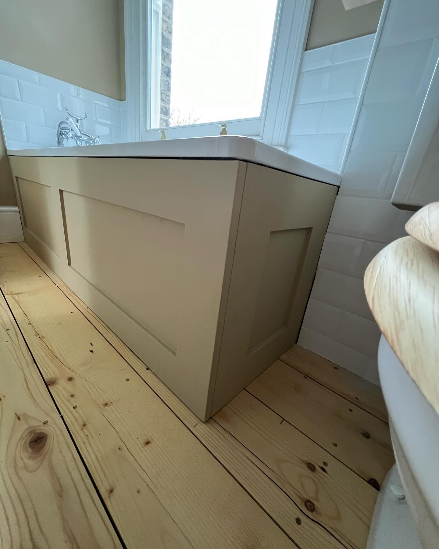 Close-up view of the corner of a bath in Rochester, Kent